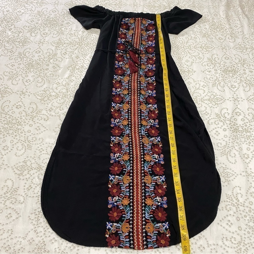 EMBROIDERED off the shoulder midi dress size M - Picture 8 of 14
